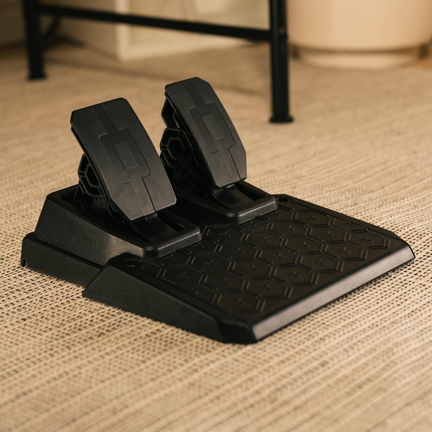 Thrustmaster T128 Volante da Corsa Force Feedback e Pedaliera - XBOX e PC